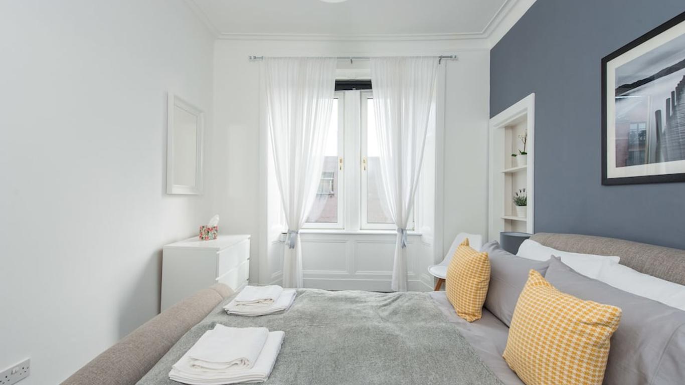 The Roseburn Apartment