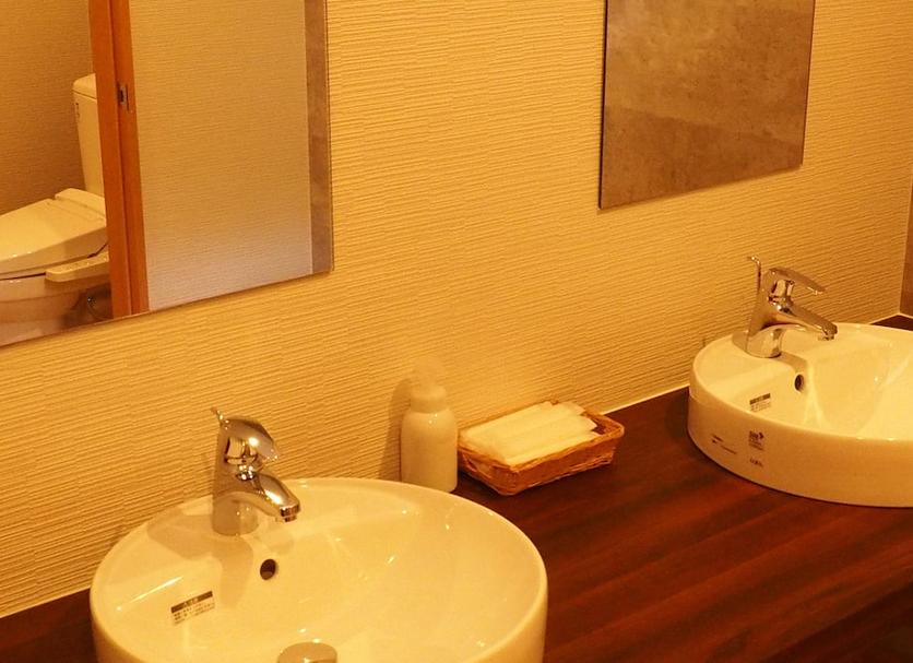 Bathroom Photo