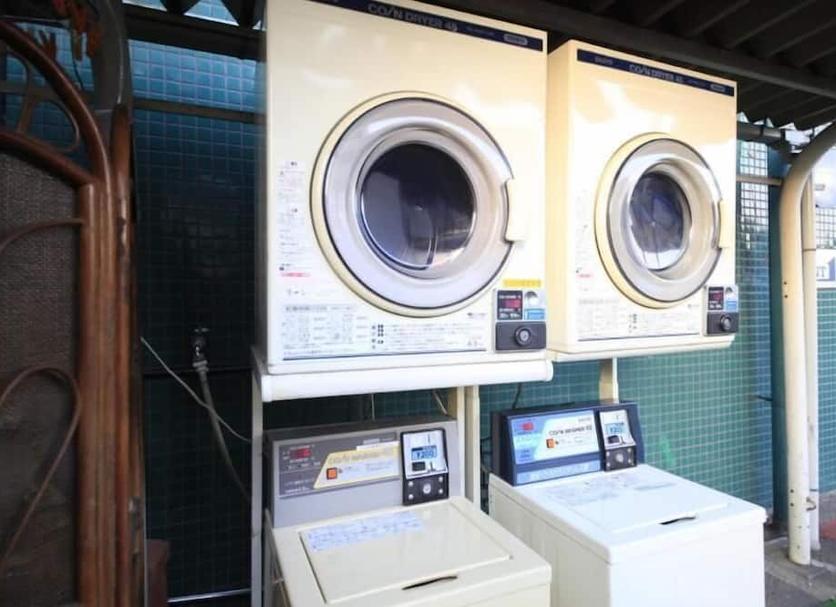 Laundry facility Photo