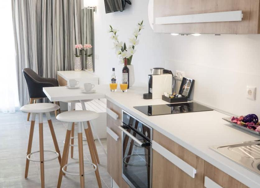 Kitchen Photo