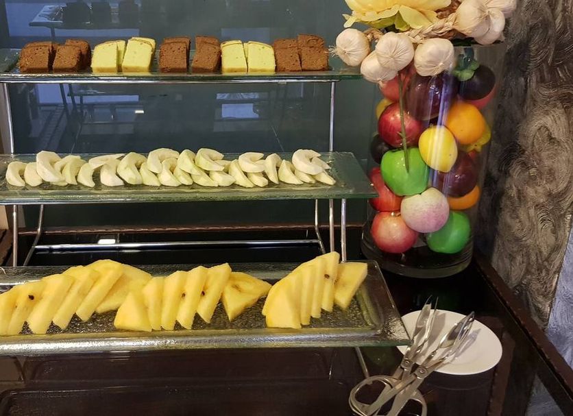 Buffet Photo