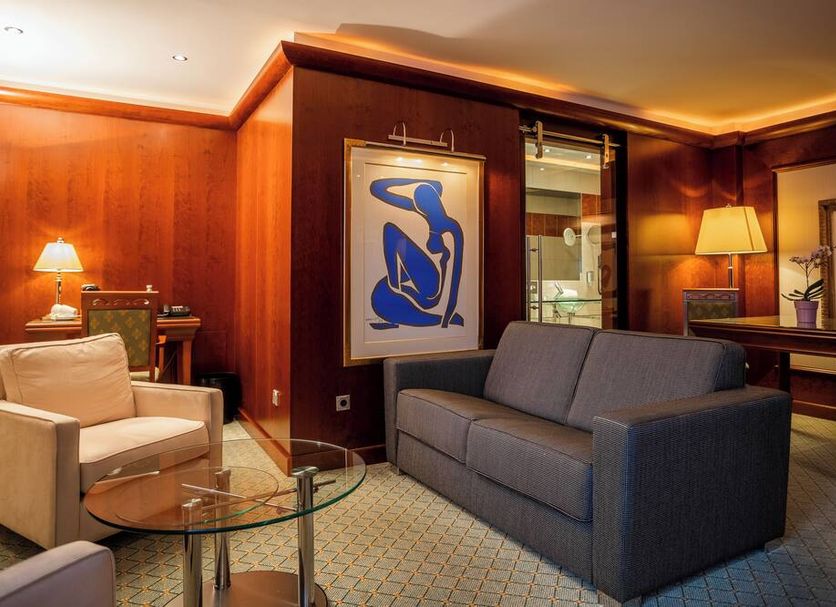 Lounge Photo