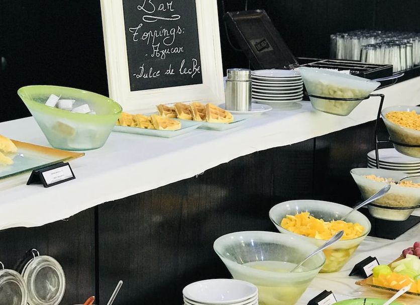 Buffet Photo