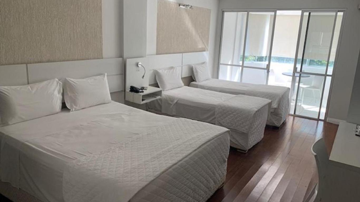 Emirates Hotel & Suites