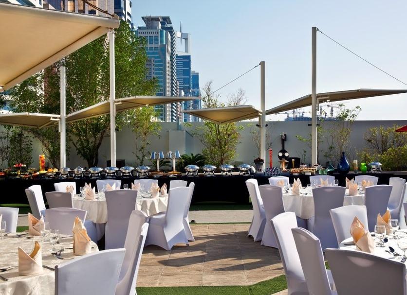 Banquet hall Photo