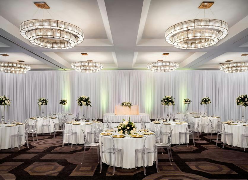 Banquet hall Photo