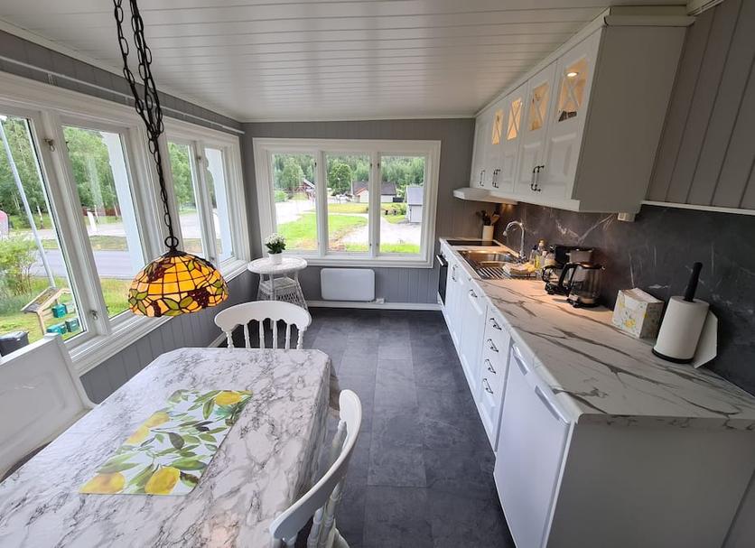 Kitchen Photo