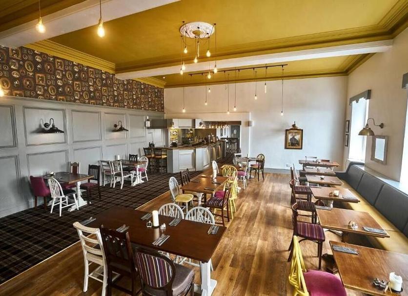 Restaurant Photo