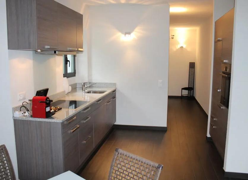Kitchen Photo