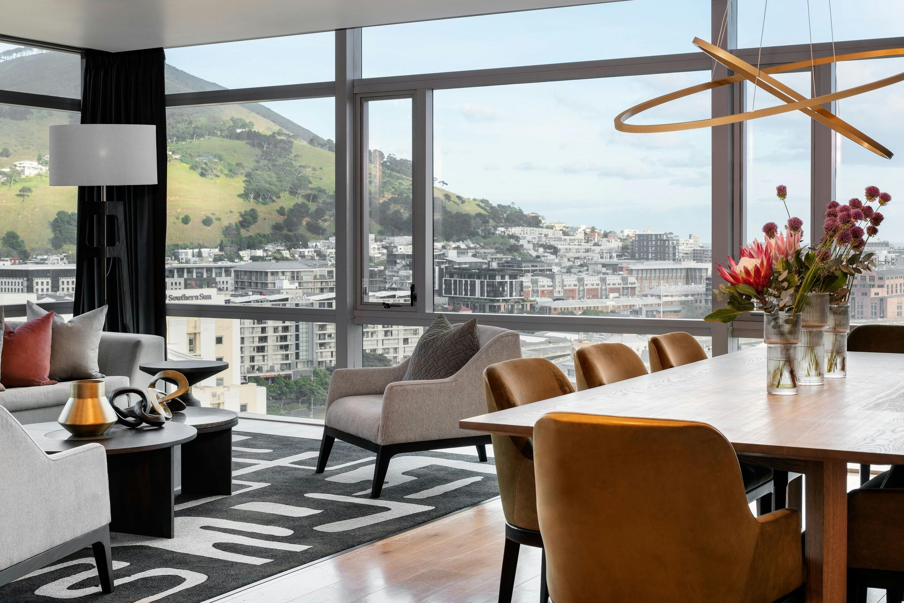 Dining room Photo
