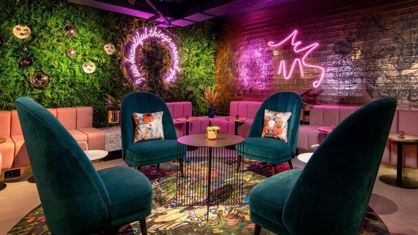 Yotel Manchester Deansgate