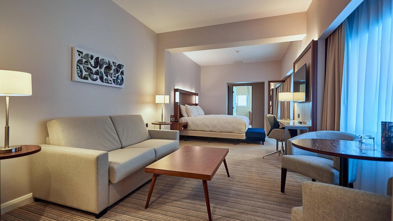 Courtyard by Marriott Oxford City Centre