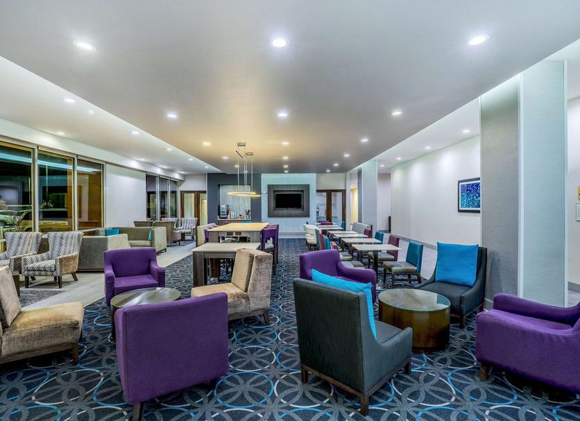 Lounge Photo