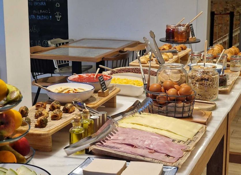 Buffet Photo