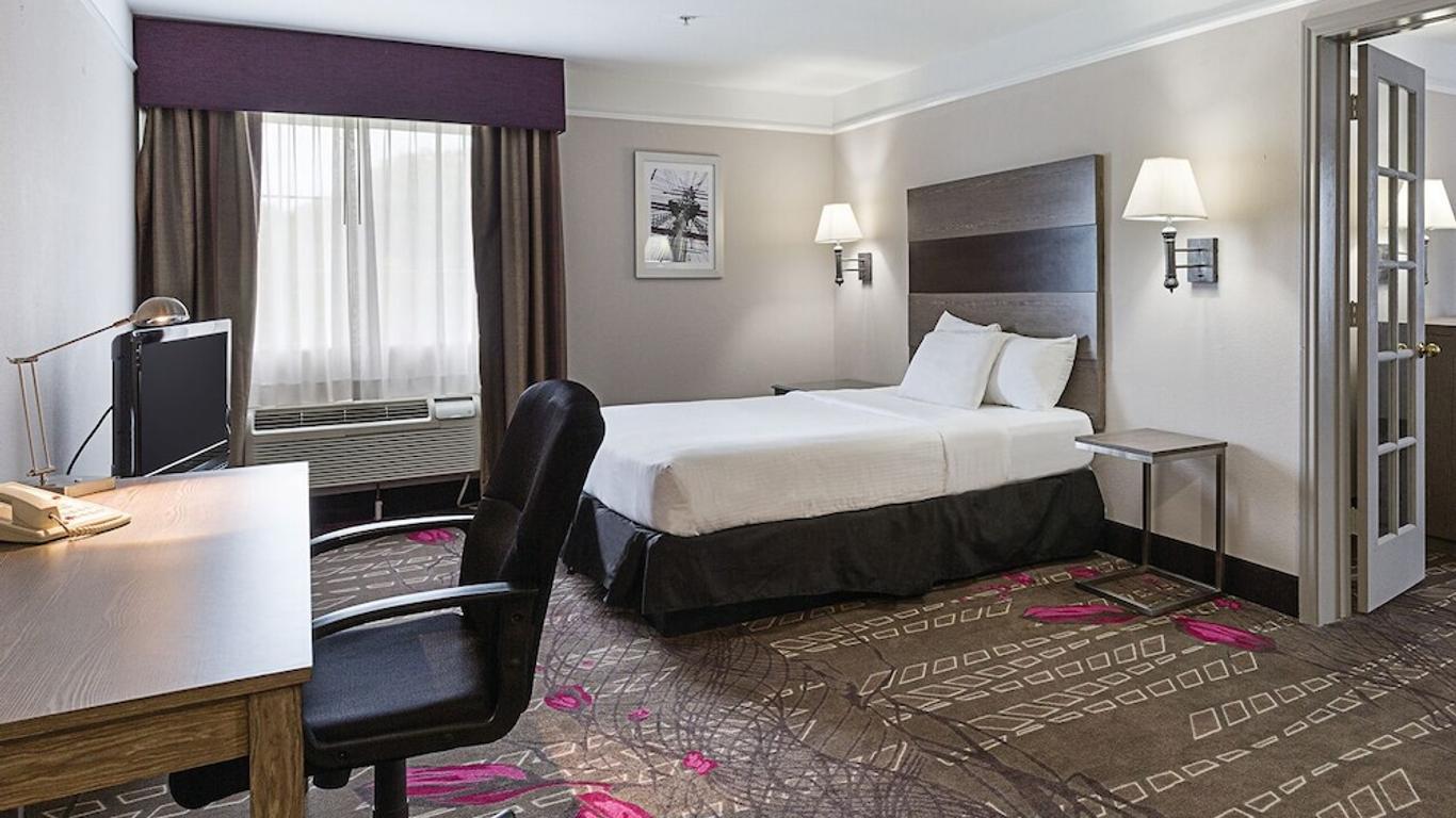 Kemah Edgewater Hotel, SureStay Collection by Best Western