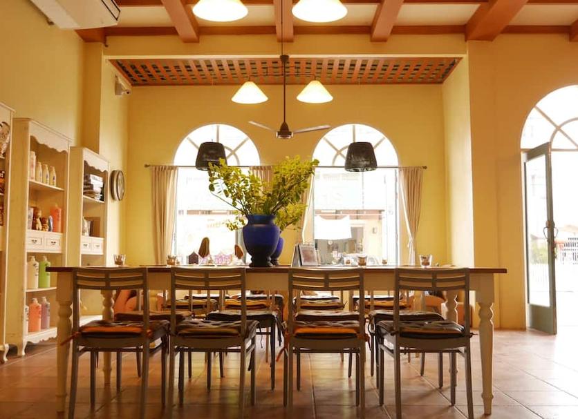 Dining room Photo