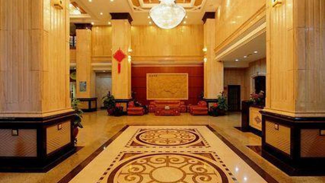 Century Star Hotel