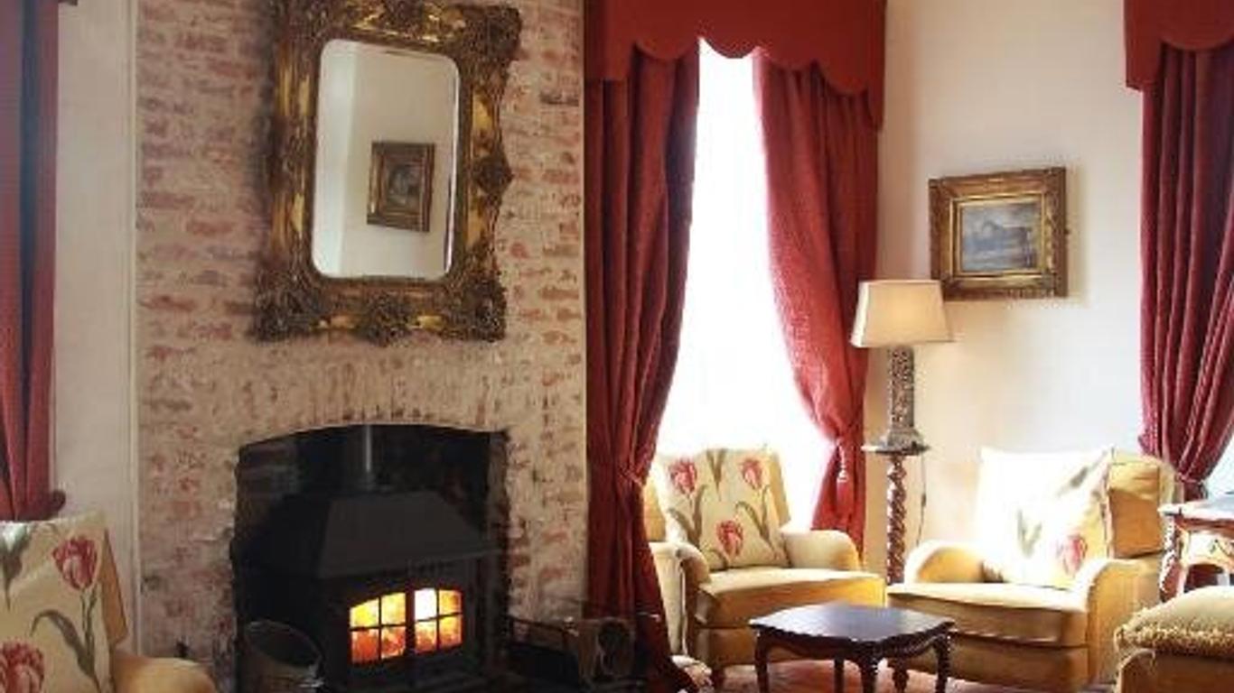Drummond Hotel