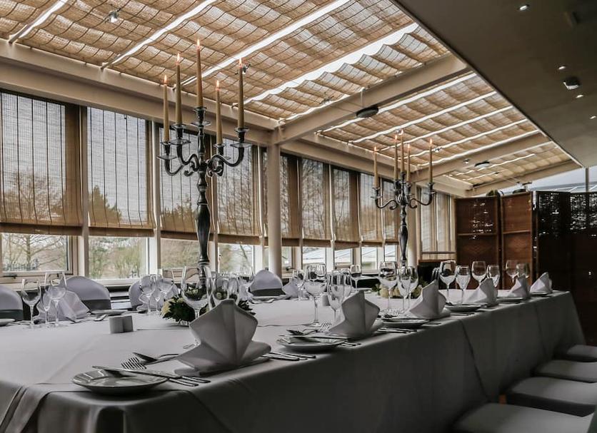 Banquet hall Photo