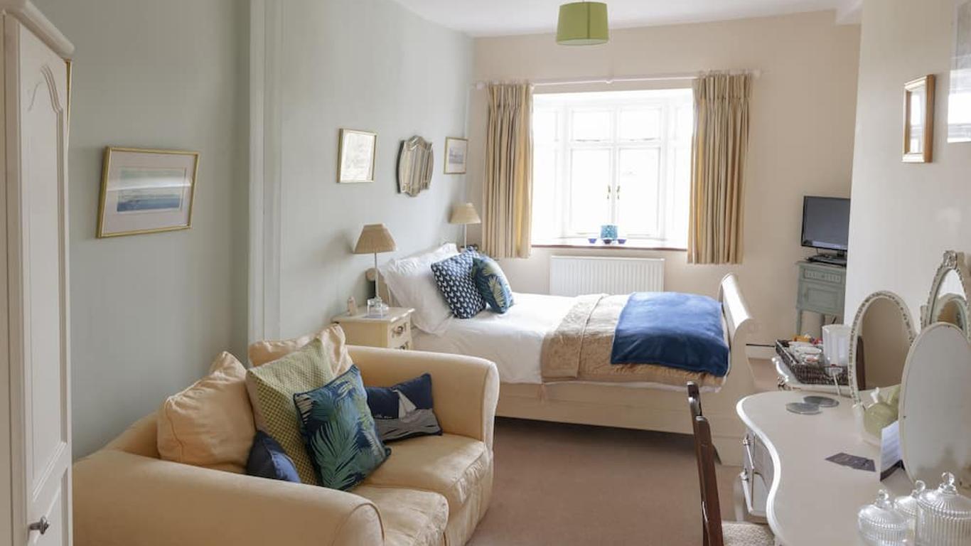 Goss Hall Bed & Breakfast