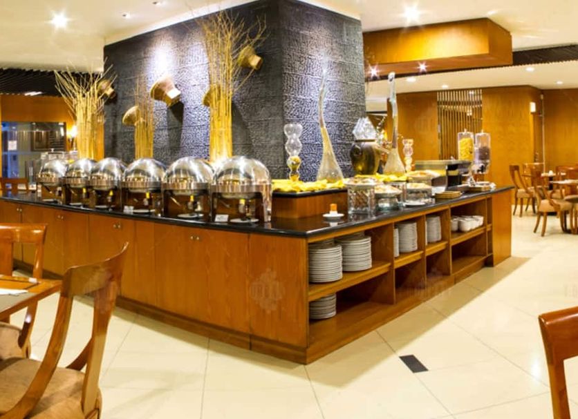 Buffet Photo