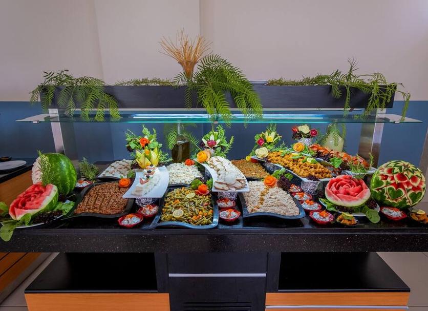 Buffet Photo
