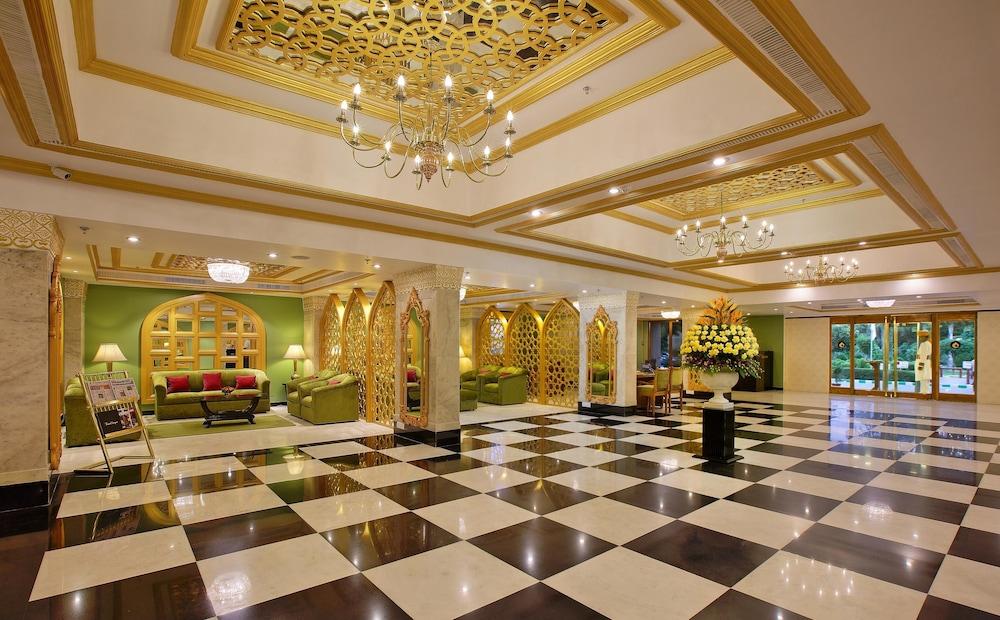 Clarks hotel best sale image