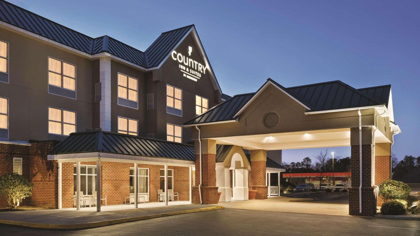 Country Inn & Suites by Radisson, Petersburg, VA