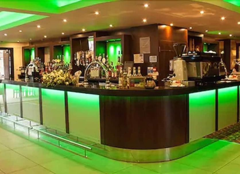 Bar Photo