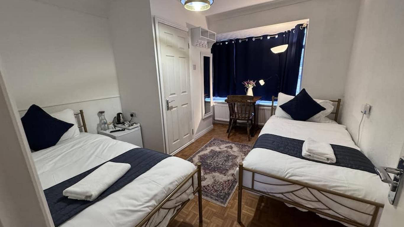 Four Seasons Guest House