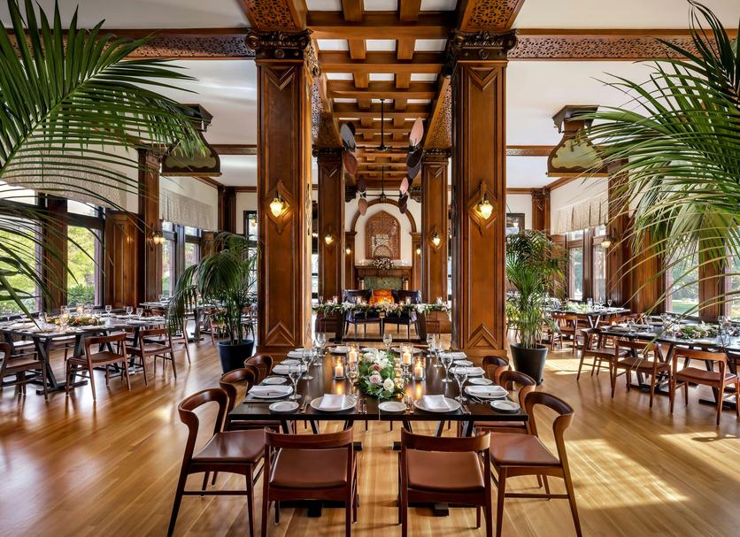 Restaurant Photo