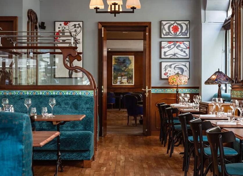 Restaurant Photo