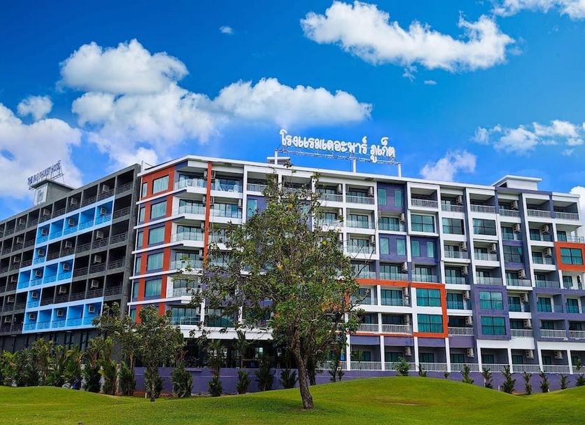 Building Photo