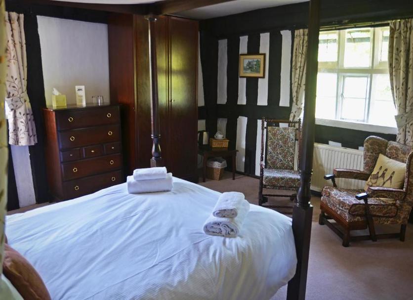 Bedroom Photo