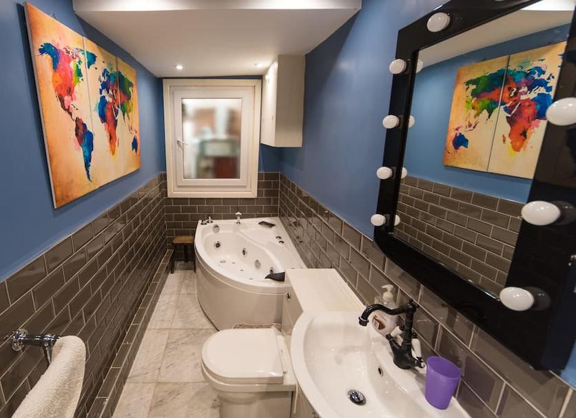 Bathroom Photo