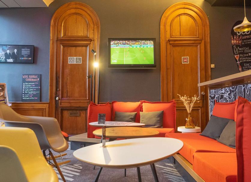 Lounge Photo