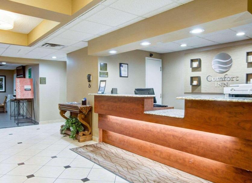 Front desk Photo