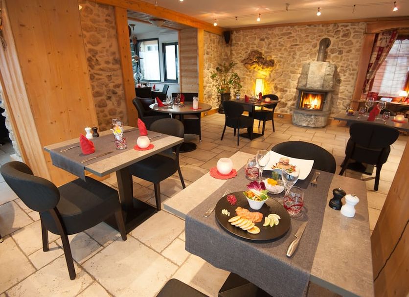 Restaurant Photo