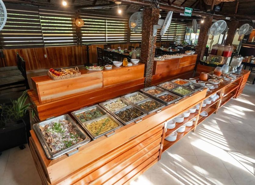 Buffet Photo