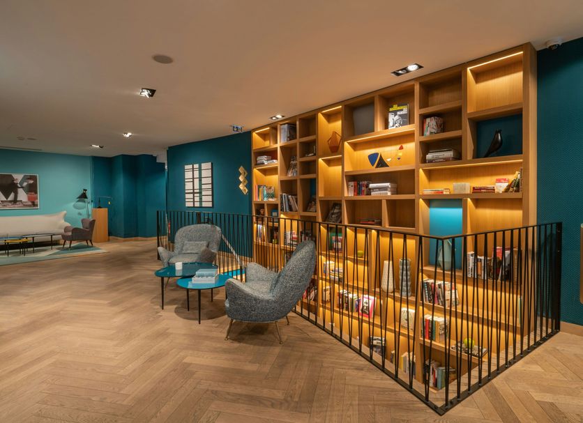 Lobby Photo