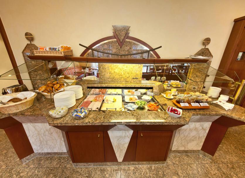 Buffet Photo