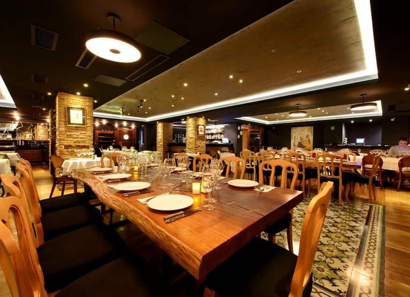 Restaurant Photo