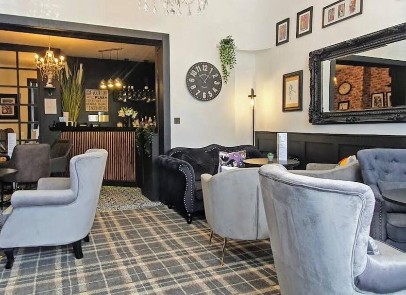 Lounge Photo