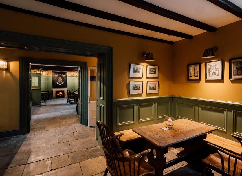 Dining room Photo