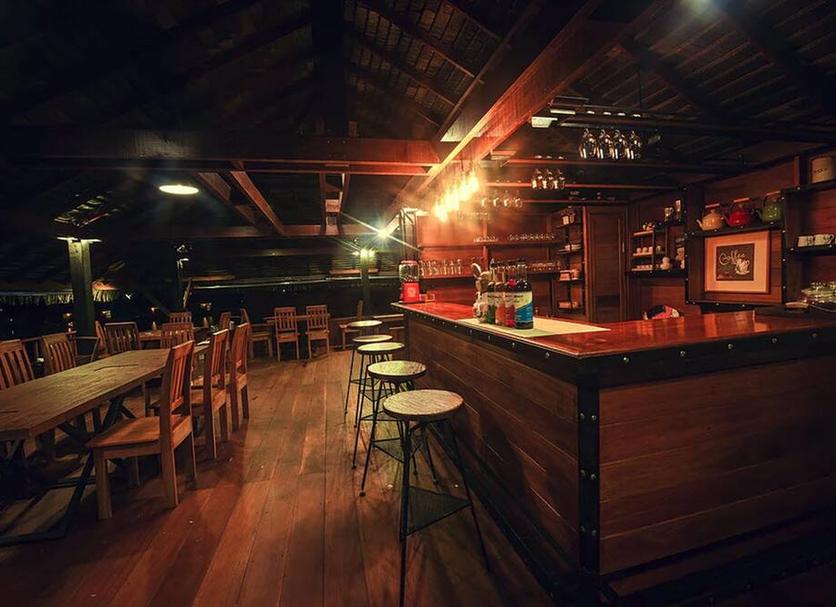 Bar Photo