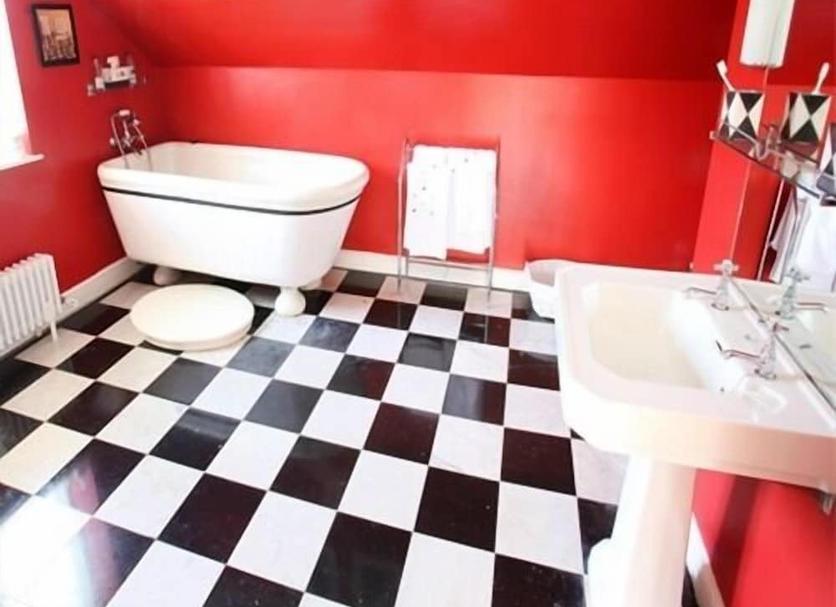 Bathroom Photo