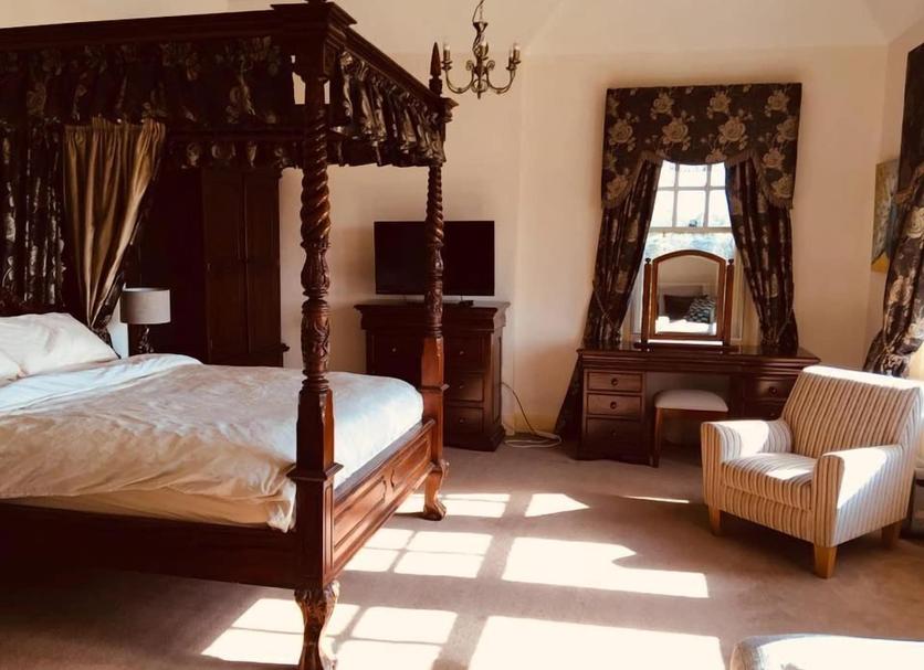 Bedroom Photo