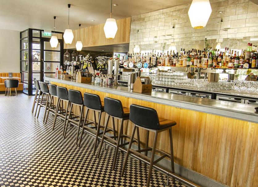 Bar Photo