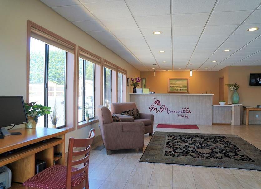 Front desk Photo