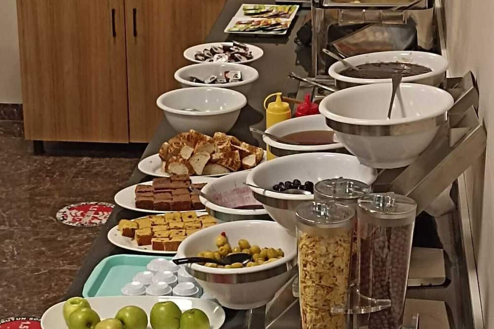 Buffet Photo
